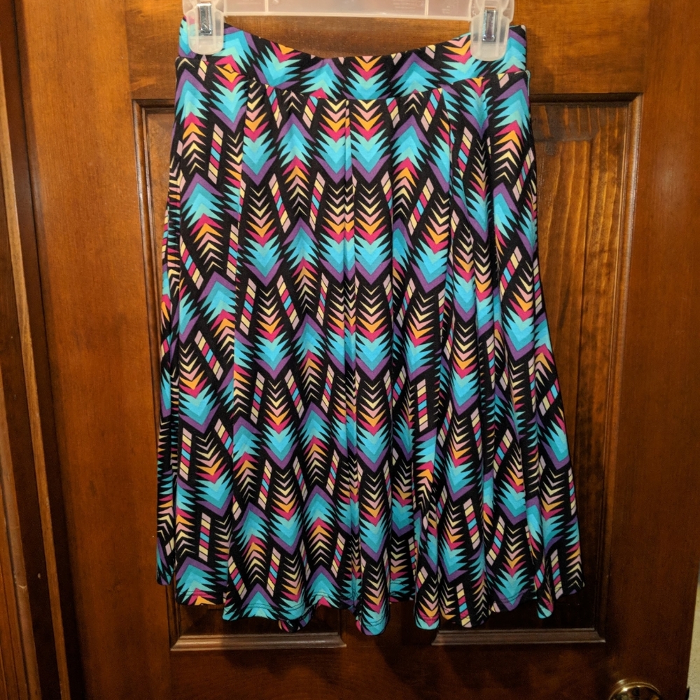 Lularoe Madison Flowy Skirt - small